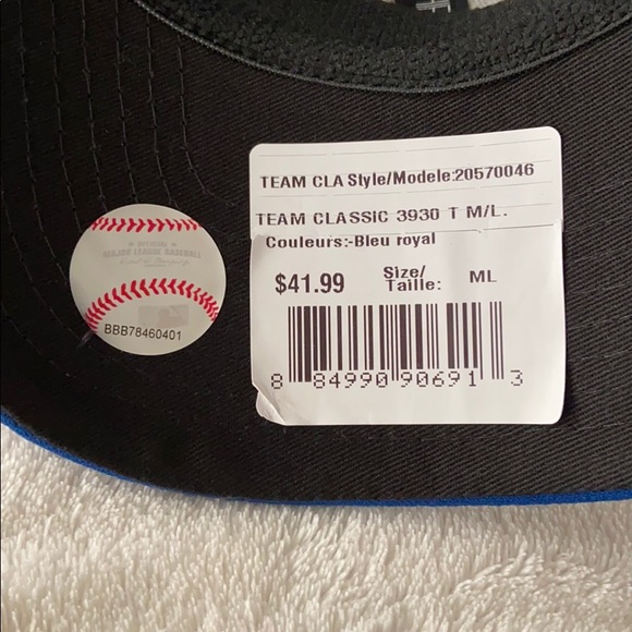 Brand new Blue Jay ball cap - Picture 4 of 4